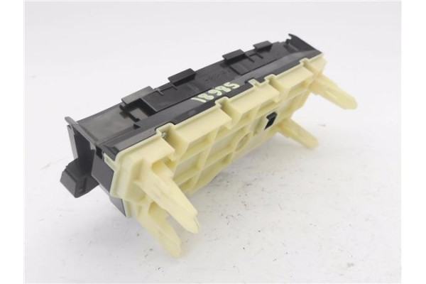 Recambio de mandos climatizador para toyota prius (zvw30) 1.8 hybrid referencia OEM IAM 5590047020  