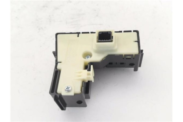 Recambio de interruptor luces emergencia para toyota prius (zvw30) 1.8 hybrid referencia OEM IAM 75D8081  