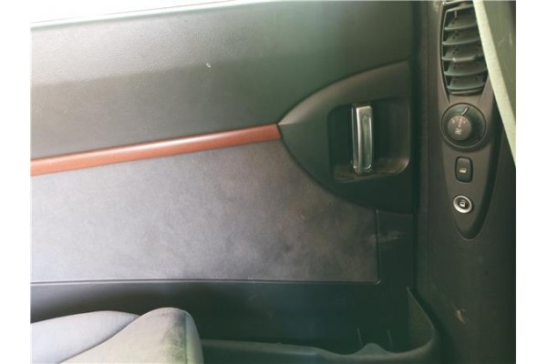 Recambio de puerta lat. corredera izquierda para citroen c8 2.2 hdi referencia OEM IAM 9006H9  