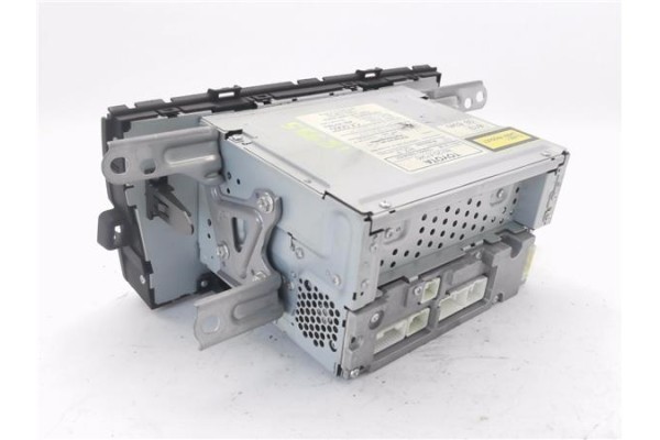 Recambio de autoradio para toyota prius (zvw30) 1.8 hybrid referencia OEM IAM 8612047340 1230001650A101 