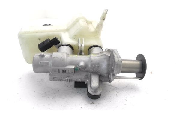 Recambio de bomba freno para seat ibiza (kj1) 1.0 fr referencia OEM IAM 2Q1611301  
