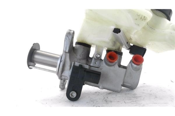 Recambio de bomba freno para seat ibiza (kj1) 1.0 fr referencia OEM IAM 2Q1611301  