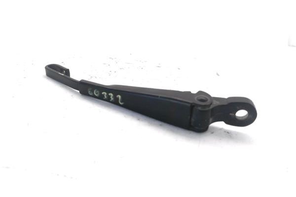 Recambio de brazo limpiaparabrisas trasero para opel mokka 1.7 excellence referencia OEM IAM   