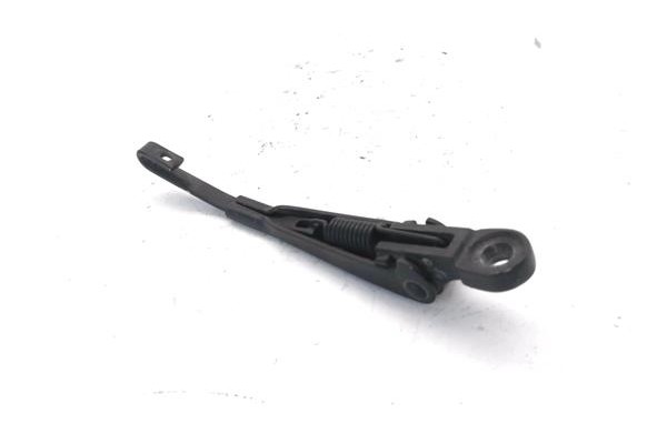 Recambio de brazo limpiaparabrisas trasero para opel mokka 1.7 excellence referencia OEM IAM   