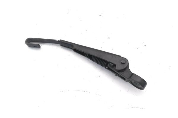 Recambio de brazo limpiaparabrisas trasero para opel mokka 1.7 excellence referencia OEM IAM   