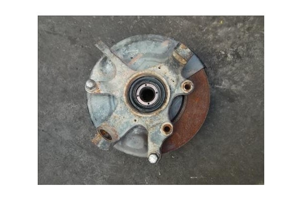 Recambio de mangueta delantero derecha para nissan terrano ii (r20) 2.4 i 12v 4wd referencia OEM IAM   