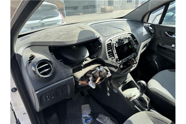 Recambio de salpicadero para renault captur i 1.2 intens referencia OEM IAM   