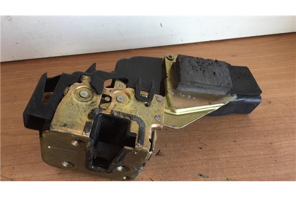 Recambio de cierre electromagnetico delantero izquierdo para volvo s40 berlina 1.8 16v referencia OEM IAM   
