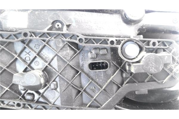 Recambio de piloto trasero derecho para fiat iii panda (319) 1.2 lpg (312pxa1a) referencia OEM IAM 51843642 02049099900010 