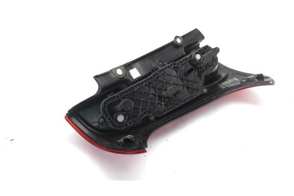 Recambio de piloto trasero derecho para fiat iii panda (319) 1.2 lpg (312pxa1a) referencia OEM IAM 51843642 02049099900010 