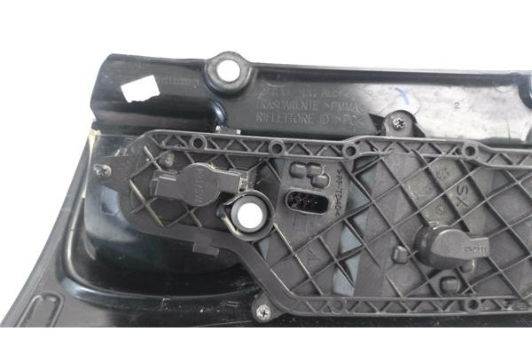 Recambio de piloto trasero izquierdo para fiat iii panda (319) 1.2 lpg (312pxa1a) referencia OEM IAM 51843643 02050099900010 
