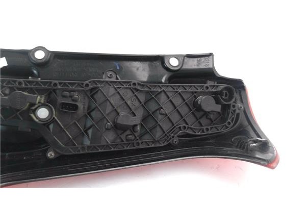 Recambio de piloto trasero izquierdo para fiat iii panda (319) 1.2 lpg (312pxa1a) referencia OEM IAM 51843643 02050099900010 