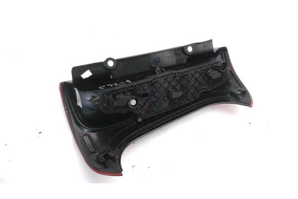 Recambio de piloto trasero izquierdo para fiat iii panda (319) 1.2 lpg (312pxa1a) referencia OEM IAM 51843643 02050099900010 