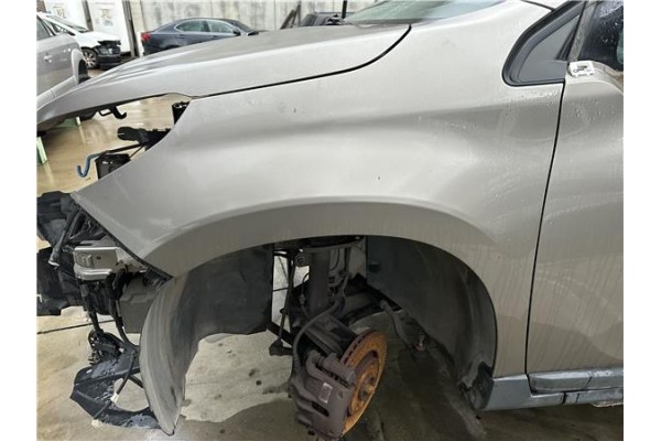 Recambio de aleta delantero izquierda para peugeot 2008 1.2 access referencia OEM IAM 9678733480  