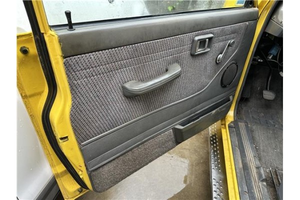 Recambio de guarnecido puerta delantero izquierda para nissan patrol (k/w260) 2.8 d referencia OEM IAM   