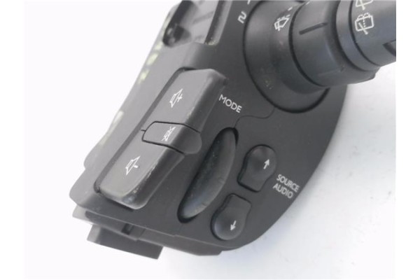 Recambio de mando limpiaparabrisas para renault clio iii 1.5 dci (c/br1g) referencia OEM IAM 88103003405  
