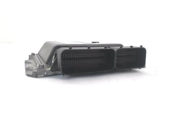 Recambio de centralita para opel astra j 1.7 cdti referencia OEM IAM 55577647 MB2758008884 