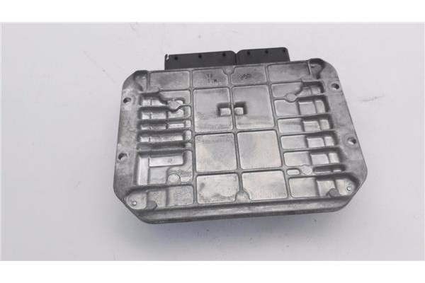 Recambio de centralita para opel astra j 1.7 cdti referencia OEM IAM 55577647 MB2758008884 