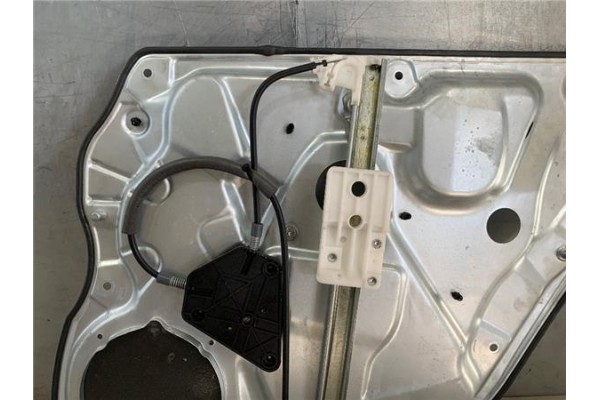 Recambio de elevalunas electrico trasero izquierdo para volkswagen polo iv (9n1) 1.4 tdi referencia OEM IAM 6Q0959811CVW1  