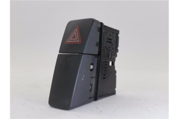 Recambio de interruptor luces emergencia para fiat sedici (189) 1.9 jtd 8v 120 emotion referencia OEM IAM 71768220  