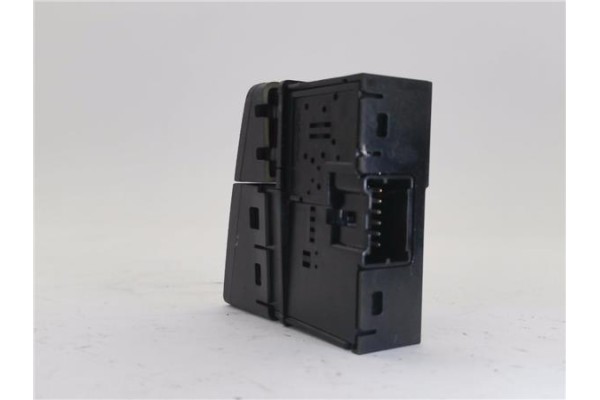 Recambio de interruptor luces emergencia para fiat sedici (189) 1.9 jtd 8v 120 emotion referencia OEM IAM 71768220  