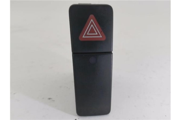 Recambio de interruptor luces emergencia para fiat sedici (189) 1.9 jtd 8v 120 emotion referencia OEM IAM 71768220  