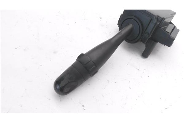 Recambio de mando limpiaparabrisas para fiat sedici (189) 1.9 jtd 8v 120 emotion referencia OEM IAM 71750104  
