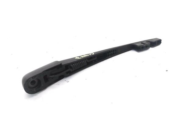 Recambio de brazo limpiaparabrisas trasero para fiat sedici (189) 1.9 jtd 8v 120 emotion referencia OEM IAM 71768016  