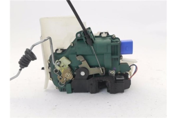 Recambio de cierre electromagnetico delantero izquierdo para volkswagen polo iv (9n1) 1.4 16v referencia OEM IAM 3B1837015AQ  