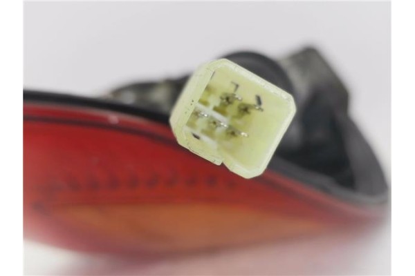 Recambio de piloto trasero derecho para fiat sedici (189) 1.9 jtd 8v 120 emotion referencia OEM IAM 22016684  