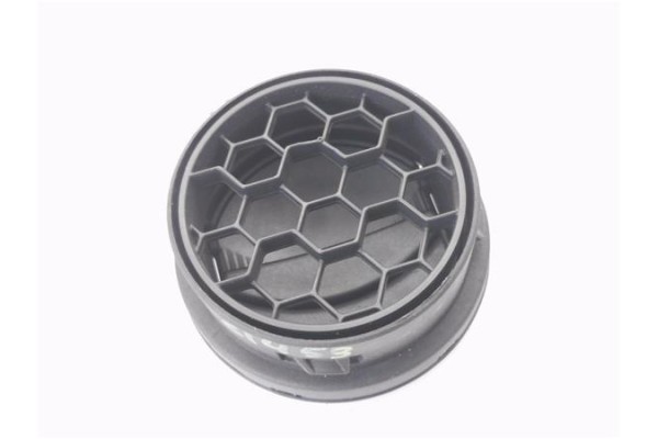 Recambio de rejilla entrada de aire para seat ibiza berlina (6j5) 1.4 referencia OEM IAM 6J0819110  