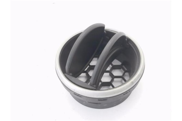 Recambio de rejilla entrada de aire para seat ibiza berlina (6j5) 1.4 referencia OEM IAM 6J0819110  