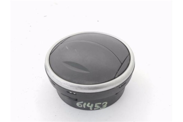 Recambio de rejilla entrada de aire para seat ibiza berlina (6j5) 1.4 referencia OEM IAM 6J0819110  