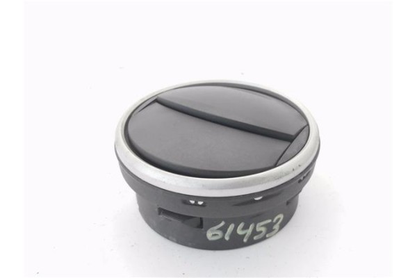Recambio de rejilla entrada de aire para seat ibiza berlina (6j5) 1.4 referencia OEM IAM 6J0819110  