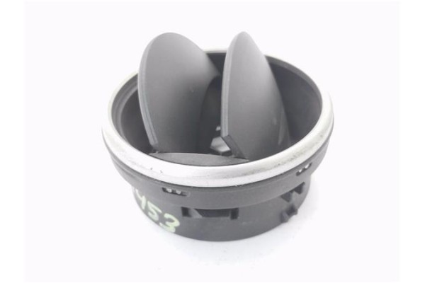 Recambio de rejilla entrada de aire para seat ibiza berlina (6j5) 1.4 referencia OEM IAM 6J0819110  