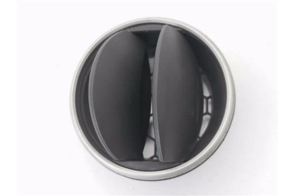 Recambio de rejilla entrada de aire para seat ibiza berlina (6j5) 1.4 referencia OEM IAM 6J0819110  
