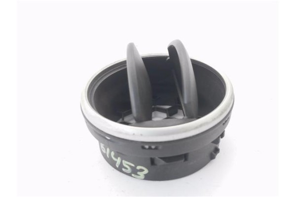 Recambio de rejilla entrada de aire para seat ibiza berlina (6j5) 1.4 referencia OEM IAM 6J0819110  