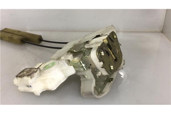 Recambio de cierre electromagnetico delantero derecho para subaru legacy iv 2.0 referencia OEM IAM   