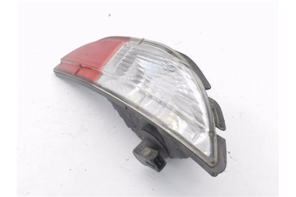 Recambio de piloto defensa trasero derecho para audi a4 avant (8k5) 2.0 básico referencia OEM IAM 27470202 51718011 