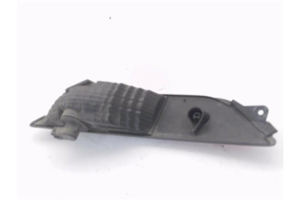 Recambio de piloto defensa trasero derecho para audi a4 avant (8k5) 2.0 básico referencia OEM IAM 27470202 51718011 
