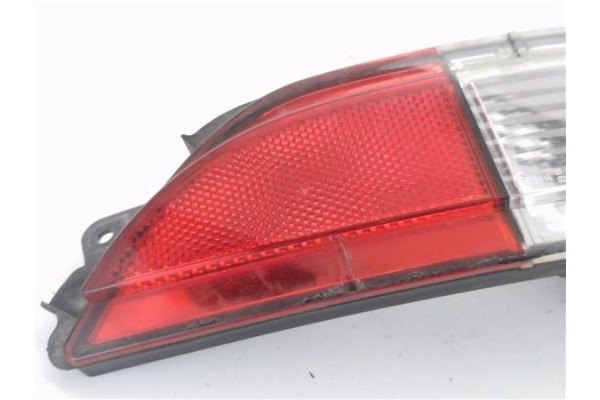 Recambio de piloto defensa trasero derecho para audi a4 avant (8k5) 2.0 básico referencia OEM IAM 27470202 51718011 