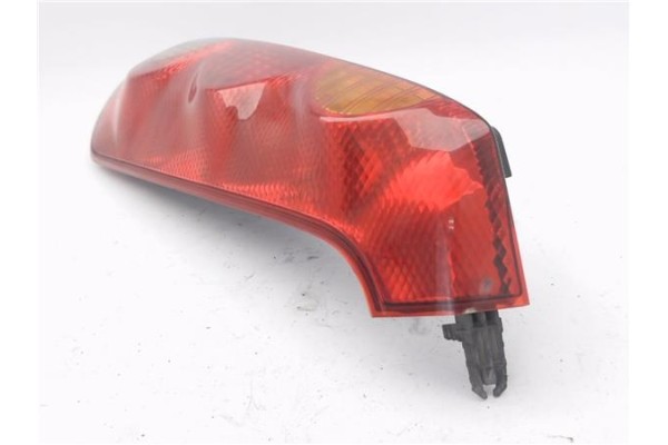 Recambio de piloto trasero derecho para nissan note (e11e) 1.5 dci referencia OEM IAM 22016752  