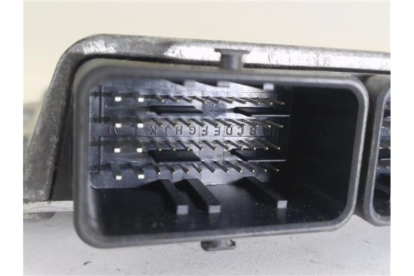 Recambio de centralita para renault clio iv 1.2 expression referencia OEM IAM 237102071R V29028919A 