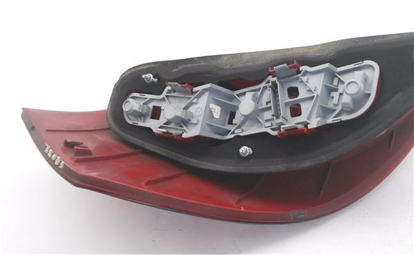 Recambio de piloto trasero derecho para mercedes-benz clase a (bm 169) 2.0 a 200 cdi (169.008) referencia OEM IAM A698201064R  