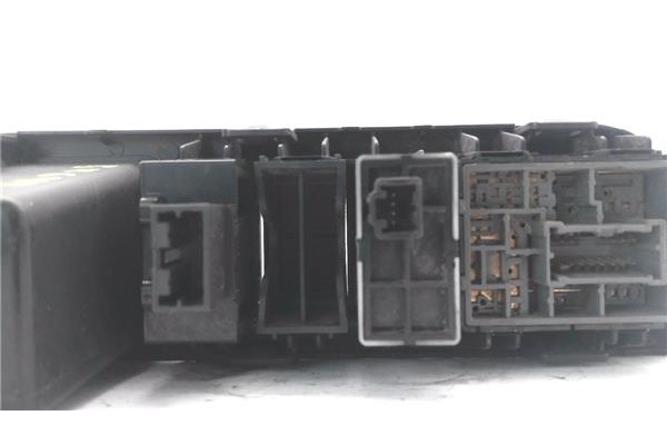 Recambio de mando multifuncion para nissan note (e11e) 1.5 dci referencia OEM IAM 684859U100 P10971 