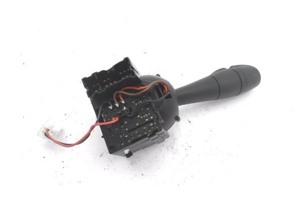 Recambio de mando intermitencia para renault clio iv 1.2 expression referencia OEM IAM E10657780  