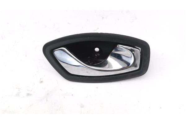 Recambio de manilla int. puerta delantero derecha para renault clio iv 1.2 expression referencia OEM IAM 826720001R  