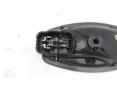 Recambio de manilla int. puerta delantero derecha para renault clio iv 1.2 expression referencia OEM IAM 826720001R  