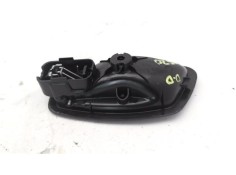 Recambio de manilla int. puerta delantero derecha para renault clio iv 1.2 expression referencia OEM IAM 826720001R  