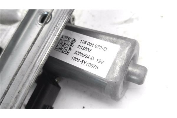 Recambio de mecanismo elevalunas delantero izquierdo para renault clio iv 1.2 expression referencia OEM IAM 128001072D 3N2932 